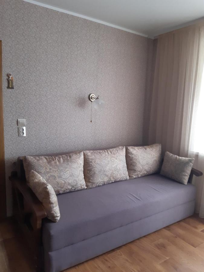 Apartamento Однокімнатна Shepetivka Exterior foto
