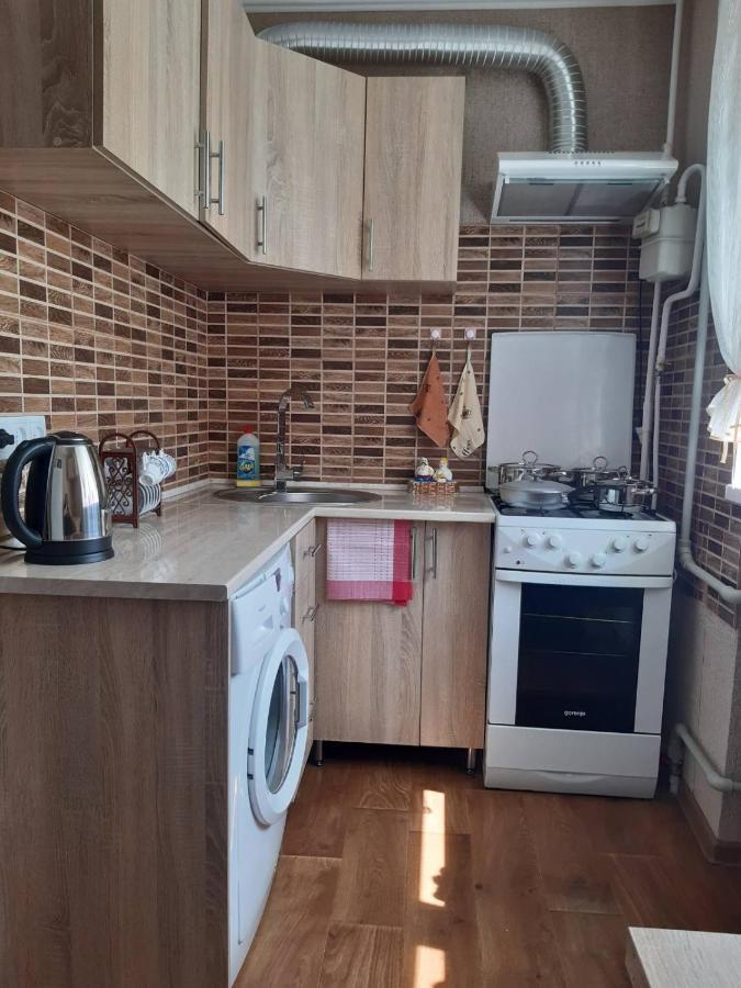 Apartamento Однокімнатна Shepetivka Exterior foto