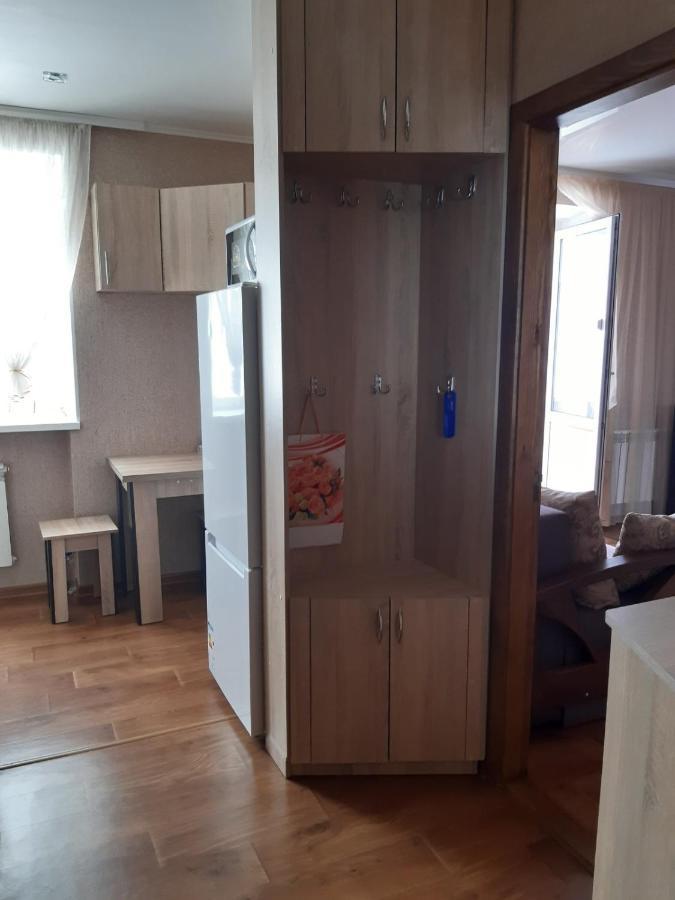 Apartamento Однокімнатна Shepetivka Exterior foto